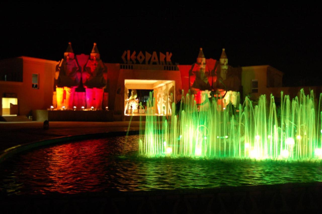 Sharm Dreams Vacation Club - Aqua Park Hotel ภายนอก รูปภาพ Fountains at the entrance of the resort